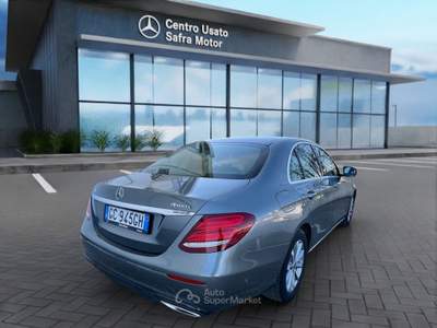 Mercedes-Benz Classe E E 220d 4Matic Auto Business Sport Grigio usata Rende