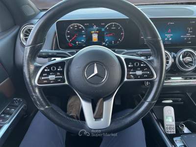 Mercedes-Benz Classe GLB GLB 200 d Automatic Sport Grigio usata Rende