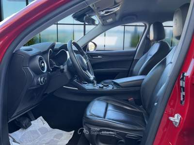 Alfa Romeo Stelvio 2.2 Turbodiesel 190 CV AT8 Q4 Business Rosso usata Rende