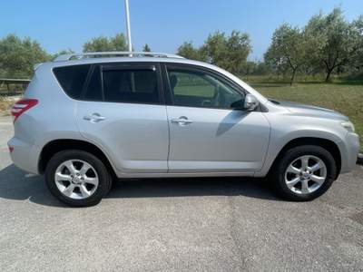 Toyota RAV4 TOYOTA RAV 4 CROSSOVER 2.2 D-4D Argento usata Passignano sul Trasimeno