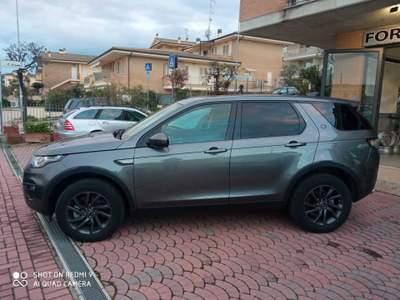 Land Rover Discovery Sport Land Rover Discovery Sport  2.0 TD4 SE 150CV 110KW Km78500 Grigio usata Altidona