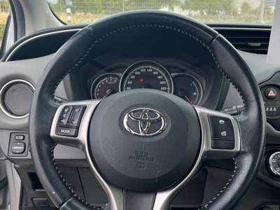 Toyota Yaris  5p 1.3 Business Grigio usata Fasano