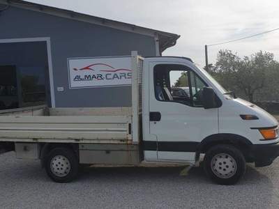 Iveco Daily LUNGHEZZA 5.4 M  LARGHEZZA 2.08 M CASSONE ERREGI FISSO usata Larciano