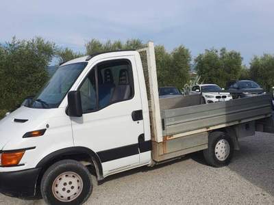 Iveco Daily LUNGHEZZA 5.4 M  LARGHEZZA 2.08 M CASSONE ERREGI FISSO usata Larciano