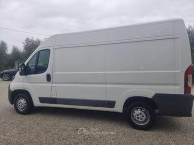 Peugeot Boxer LUNGHEZZA 5.41 M  LARGHEZZA 2.05 M Bianco usata larciano