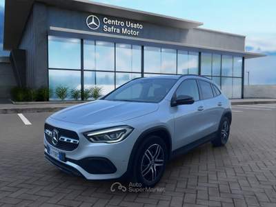 Mercedes-Benz GLA GLA 200 d Automatic Sport Plus Argento usata Rende