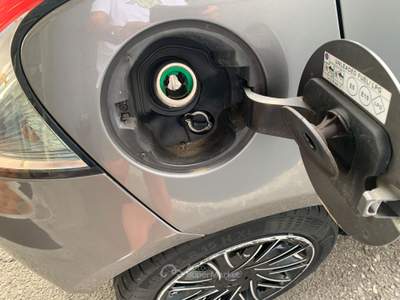 Lancia Ypsilon ELEFANTINO BLU  GPL Grigio usata Castelli Calepio
