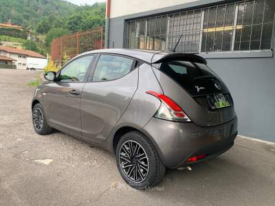 Lancia Ypsilon ELEFANTINO BLU  GPL Grigio usata Castelli Calepio