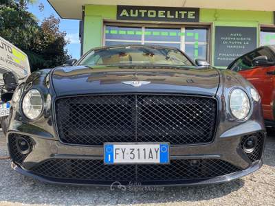 Bentley Continental GT 6.0 W12 635cv auto Mulliner Pack Nero usata Nave
