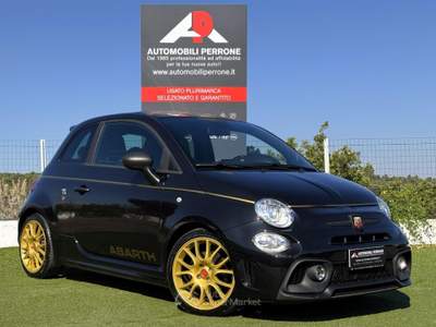 Abarth 595 1.4 Turbo T-Jet 165cv Scorpioneoro Nero usata Castellaneta