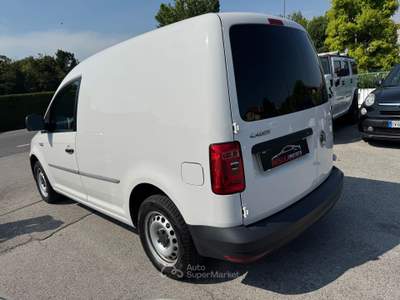 Volkswagen Caddy Neopatentati Bianco usata FIESSO D ARTICO