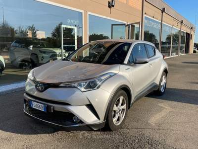 Toyota C-HR 1.8 Hybrid E-CVT Active Argento usata Scandiano