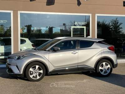 Toyota C-HR 1.8 Hybrid E-CVT Active Argento usata Scandiano
