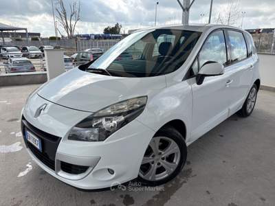 Renault Scénic Scenic Scénic X-Mod 1.6 dCi 130CV Luxe Bianco usata ALTAMURA