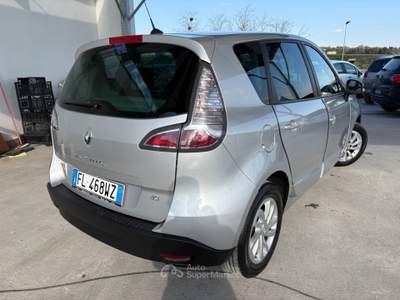 Renault Scénic Scenic Scénic XMod dCi 110 CV Start&Stop Energy Limited Argento usata ALTAMURA