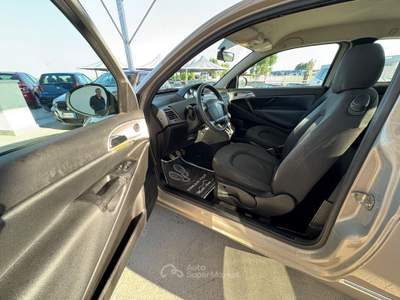 Lancia Ypsilon Unyca Oro usata ALTAMURA