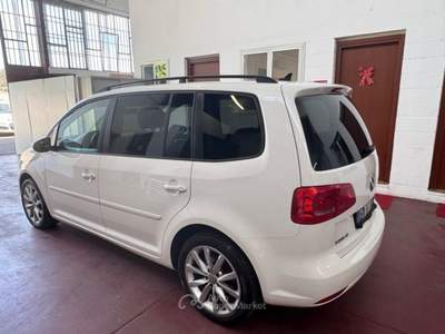 Volkswagen Touran 7 posti automatica Bianco usata Rozzano