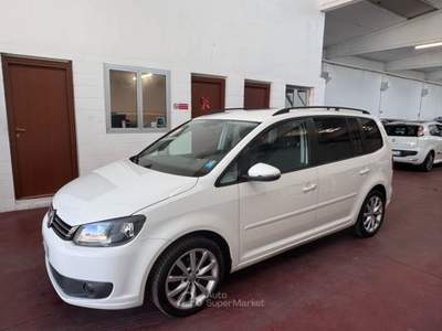 Volkswagen Touran 7 posti automatica Bianco usata Rozzano