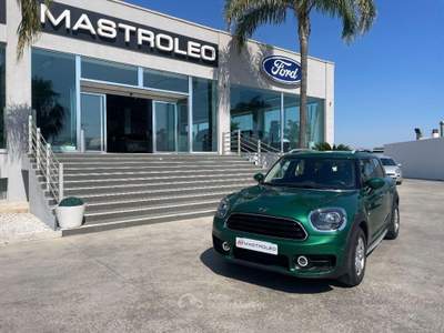 MINI Countryman Mini Cooper D Business Countryman Aut. Verde usata Lucugnano