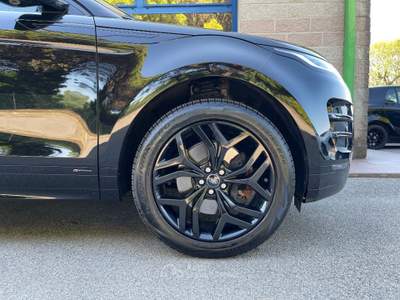Land Rover Range Rover Evoque 2.0 TD4 R-DYNAMIC 180CV FARI FULL LED CERCHI DA 20 Nero usata Venezia