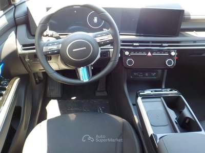 Hyundai Tucson KM0 - 1.6 HEV 215CV AT Exellence usata TORRE DEL GRECO