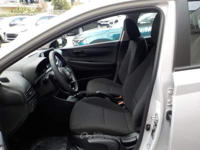 Hyundai i20 KM0 - 1.0 TGDI 90CV Connectline usata TORRE DEL GRECO Hyundai i20 KM0 - 1.0 TGDI 90CV Connectline usata TORRE DEL GRECO