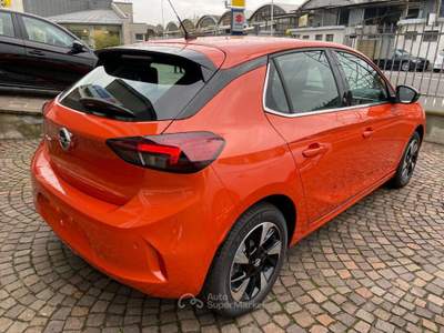 Opel Corsa-e 5 porte Edition Arancione usata Melegnano