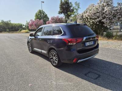 Mitsubishi Outlander 7 posti Nero usata Rosignano Marittimo