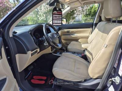 Mitsubishi Outlander 7 posti Nero usata Rosignano Marittimo