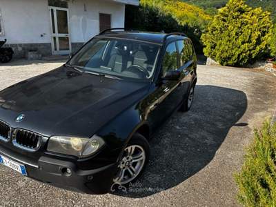 BMW X3 BMW X3 4X4 Nero usata Potenza