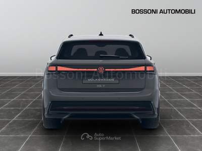 Volkswagen ID.7 tourer 77 kwh pro edition plus Grigio usata Cremona