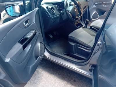 Renault Captur auto unico proprietario Grigio usata Monopoli