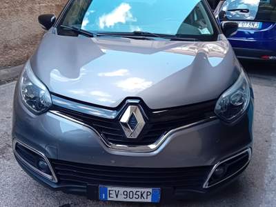 Renault Captur auto unico proprietario Grigio usata Monopoli
