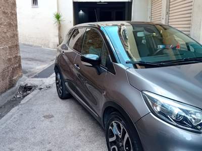 Renault Captur auto unico proprietario Grigio usata Monopoli
