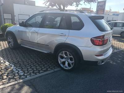 BMW X5 X5 xDrive30d Attiva AUTO SEMPRE TAGLIANDATA REGOLARMENTE UNICO PROPRIETARIO Argento usata Roma