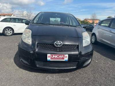 Toyota Yaris 1.0 5p usata Aci Sant'Antonio