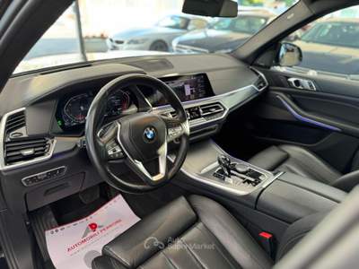 BMW X5 XDrive 30d X-Line (Tetto/APP/Pelle/Headup/Retro) Nero usata Castellaneta
