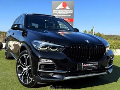 BMW X5 XDrive 30d X-Line (Tetto/APP/Pelle/Headup/Retro) Nero usata Castellaneta