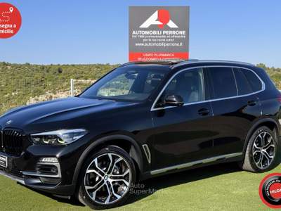 BMW X5 XDrive 30d X-Line (Tetto/APP/Pelle/Headup/Retro) Nero usata Castellaneta