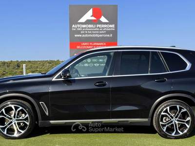 BMW X5 XDrive 30d X-Line (Tetto/APP/Pelle/Headup/Retro) Nero usata Castellaneta