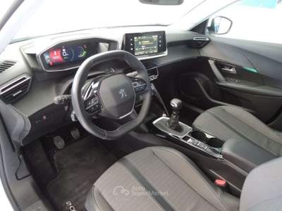 Peugeot 2008 PureTech 130 S&S Allure Pack Bianco usata Venezia
