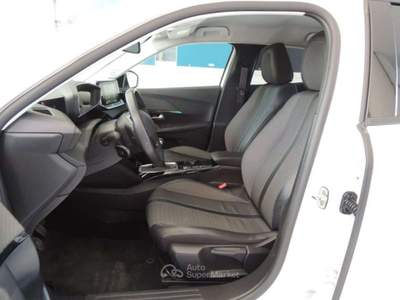 Peugeot 2008 PureTech 130 S&S Allure Pack Bianco usata Venezia