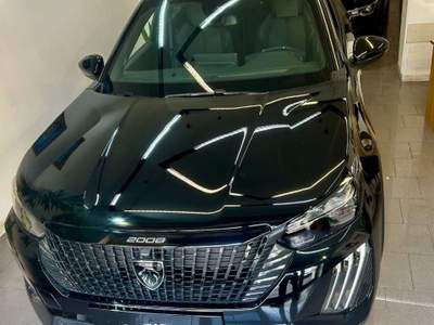 Peugeot 2008 Hybrid 145 e-DCS6 GT Vision+ Navi+ Acc cruise Nero usata Melegnano