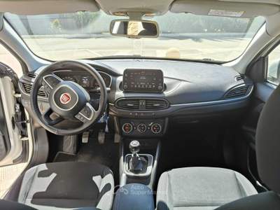 Fiat Tipo FIAT TIPO 1.6 110CV usata Trinitapoli