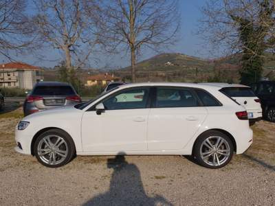 Audi A3 1.6 TDI AZIENDALE Bianco usata Penne