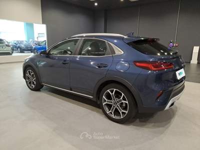 Kia XCeed 1.6 CRD i136 CV MHEV iMT Evolution Blu/Azzurro usata Napoli