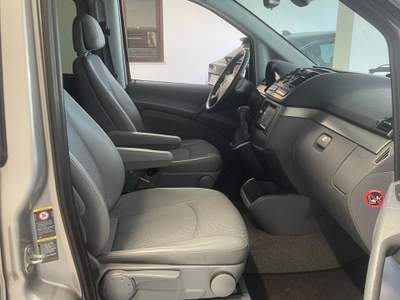 Mercedes-Benz Vito trasporto disabili passo lungo Beige usata Palmi
