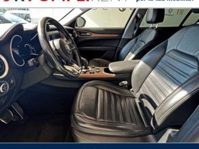 Alfa Romeo Stelvio 2.2 t Veloce Q4 210cv auto Bianco usata Pompei