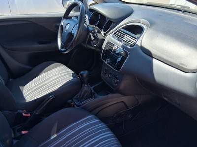 Fiat Punto Evo auto con motoore rifatto con 0 km Blu/Azzurro usata Monopoli