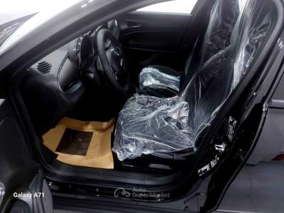 Fiat 600 Fiat 600 1.2 hybrid 110cv auto KMZERO 2025 Nero usata GROTTAMINARDA